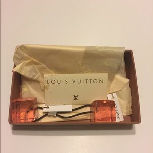 Louis Vuitton hair cube
